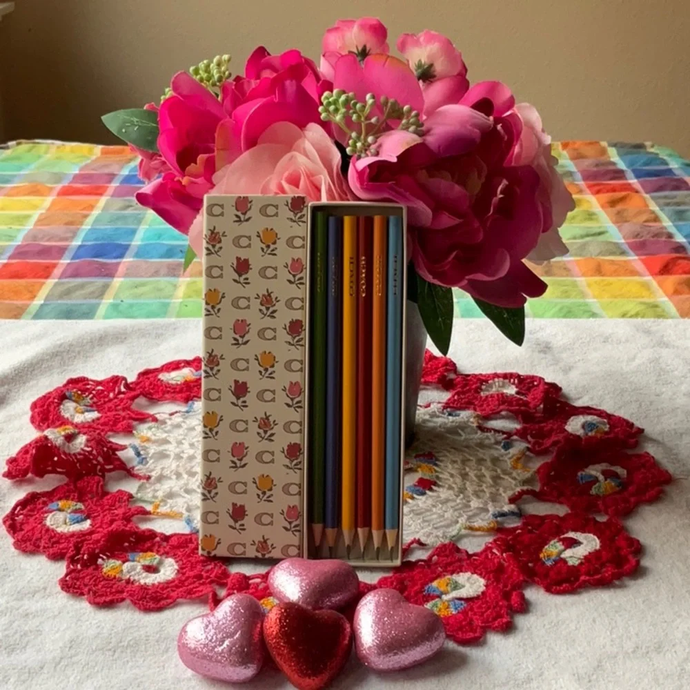 ✏️ COACH PENCIL SET WITH BADLANDS FLORAL PRINT ✏️NWT✏️